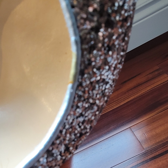 GUESS size 9 gold glittery heels - Picture 4 of 5